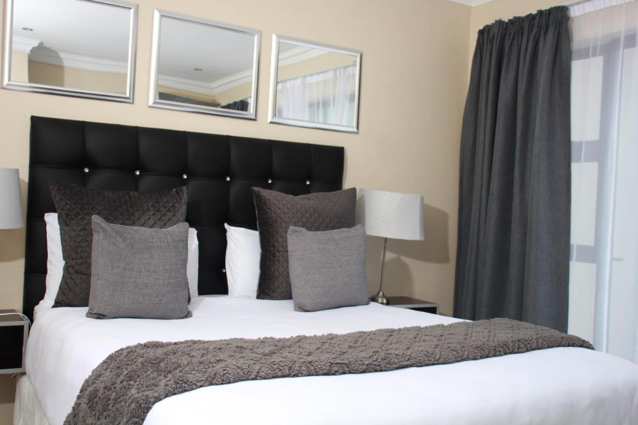Dineo'S Lodge And Spa Burgersfort Luaran gambar